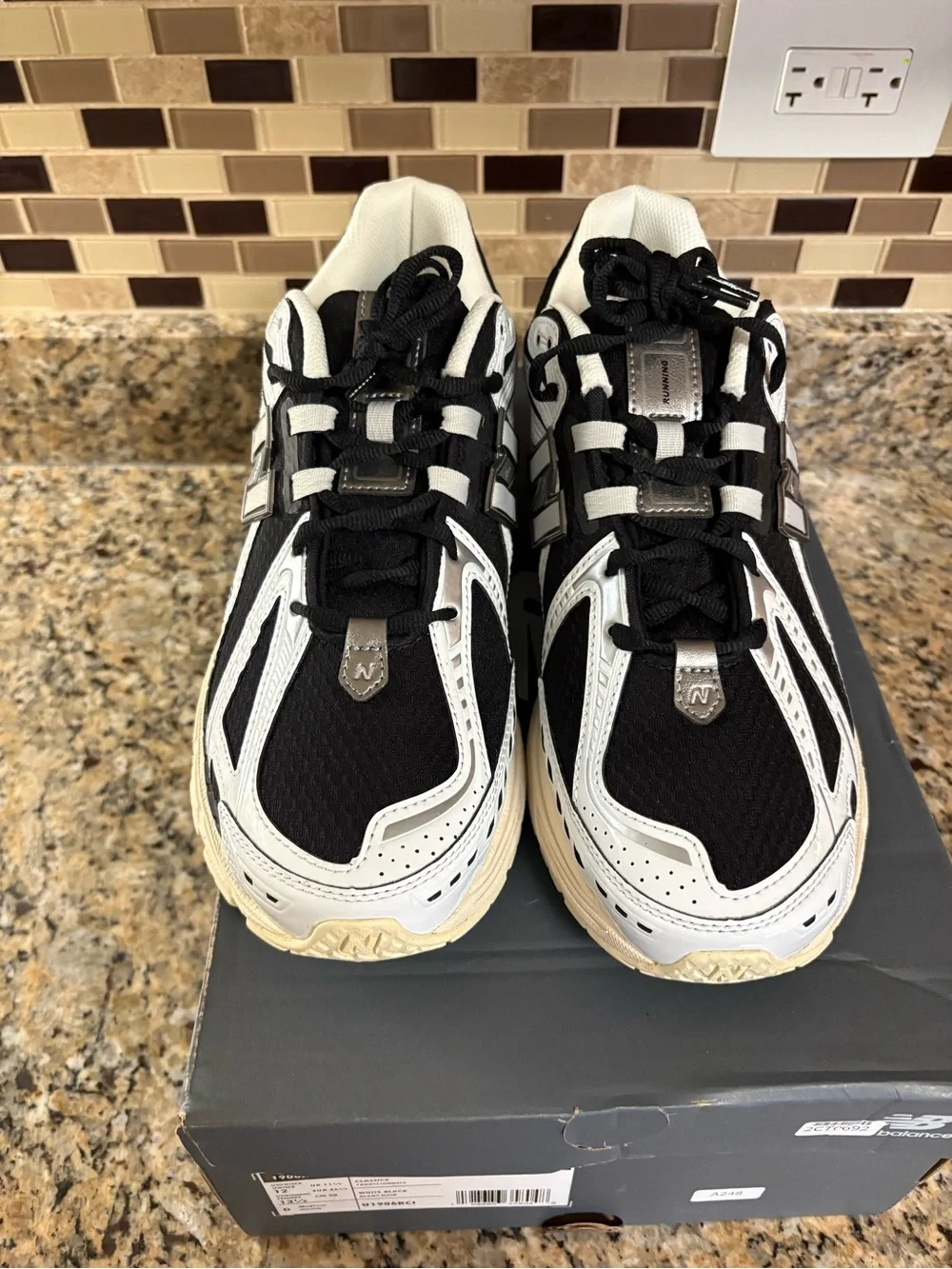 New Men’s New Balance 1906R Black/White/Off White Size 12